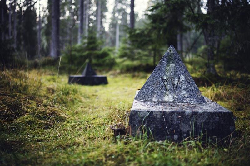 Memorial monuments in the Falstad forest. Photo: Ole Martin Wold