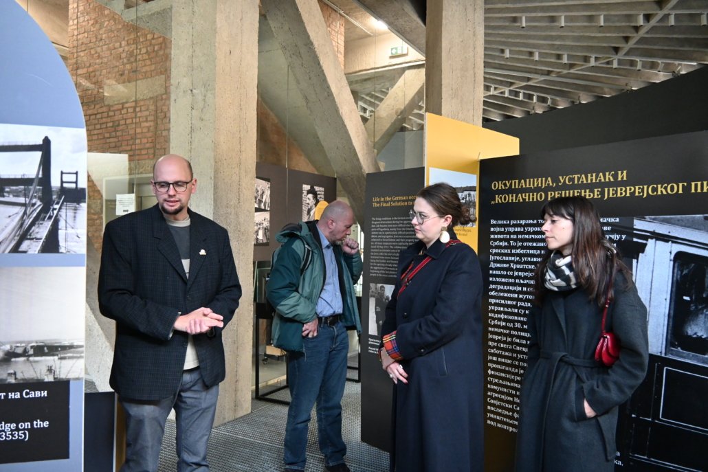 Artificial Intelligence in the Culture of Holocaust Remembrance